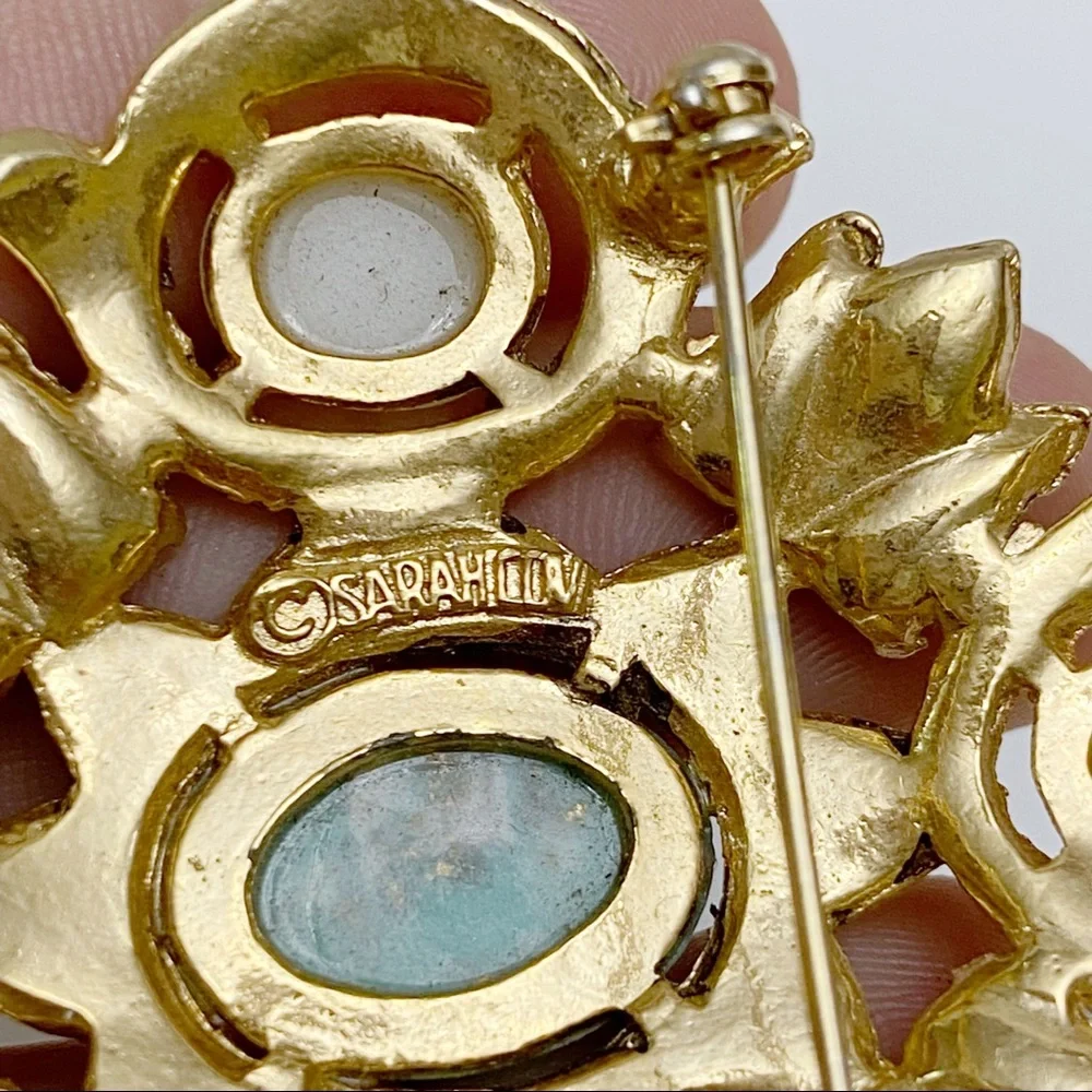 Vintage 1960s Sarah Coventry Signed Faux Pearl Foil Turquoise Cabochon Brooch - Picture 7 of 7
